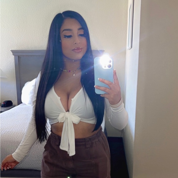 Meet your Posher, Alejandra - Picture 1 of 1